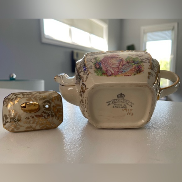 Vintage Sadler England Cube “Pinkie” Crinoline Lady Teapot, Marked 1925 - Picture 5 of 7